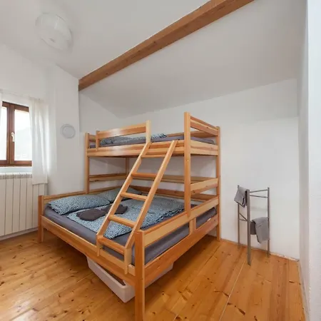 Hostel Xaxid